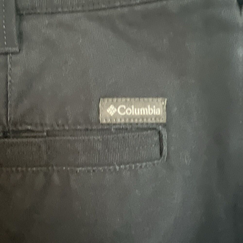 EUC Columbia Mens Size 38 Navy Blue Outdoor‎ hiking Chino Shorts 38W 8L - Picture 4 of 6